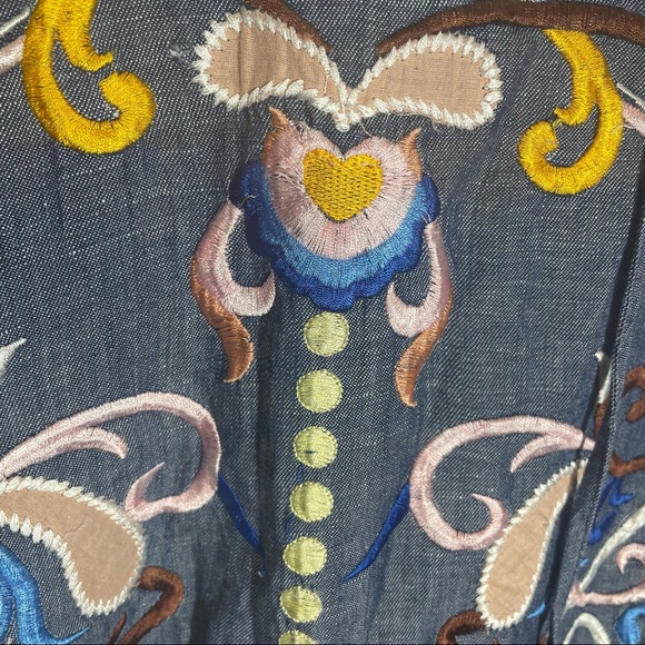 Holding Horses Anthropologie Embroidered Dress Summer Comfortable Size 2P Denim - Picture 8 of 8